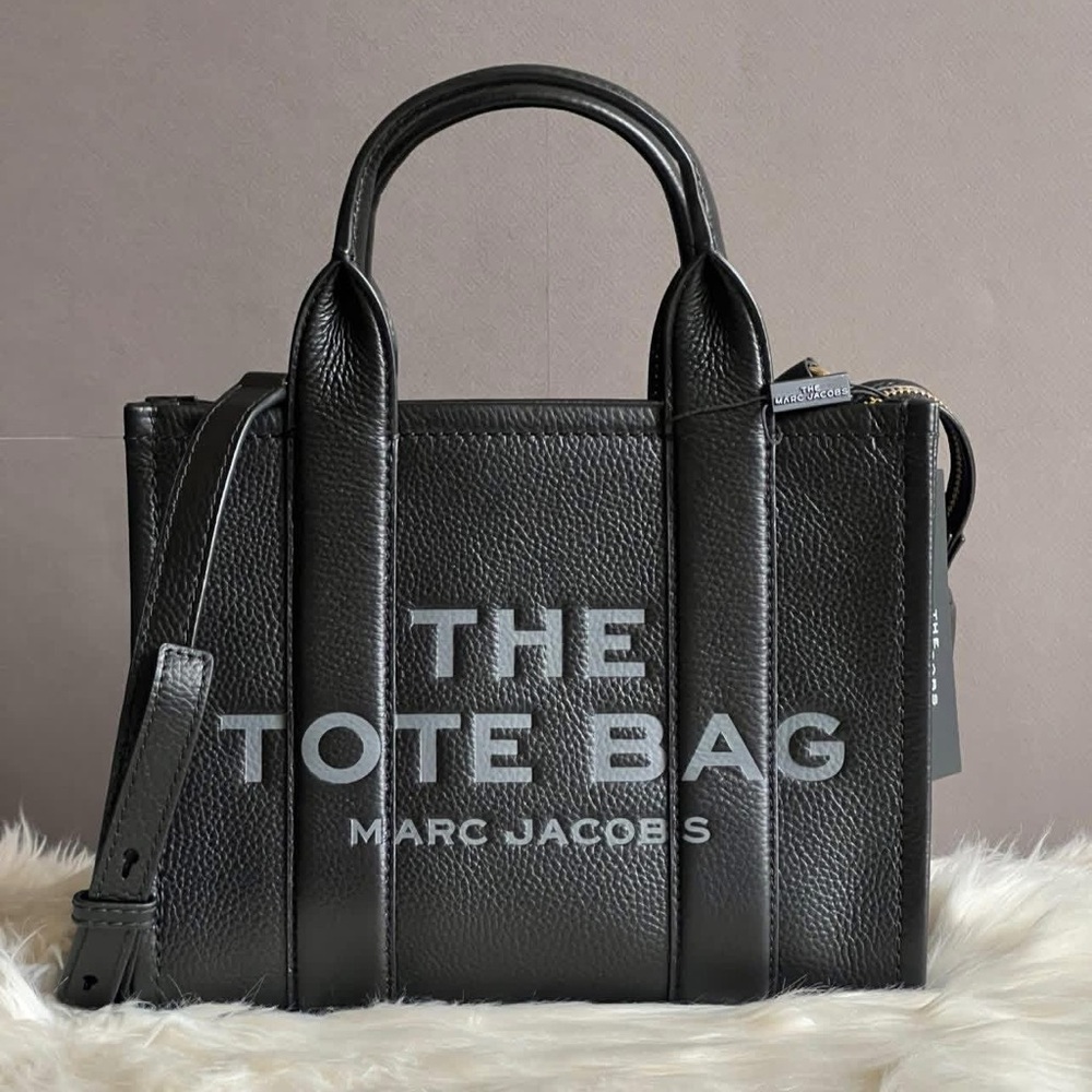 H009L01SP21 - Marc Jacobs The Leather Mini Tote Bag